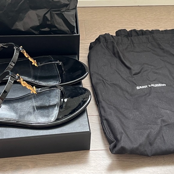 ****SOLD*****Saint Laurent Cassandra  sandals - Picture 7 of 9